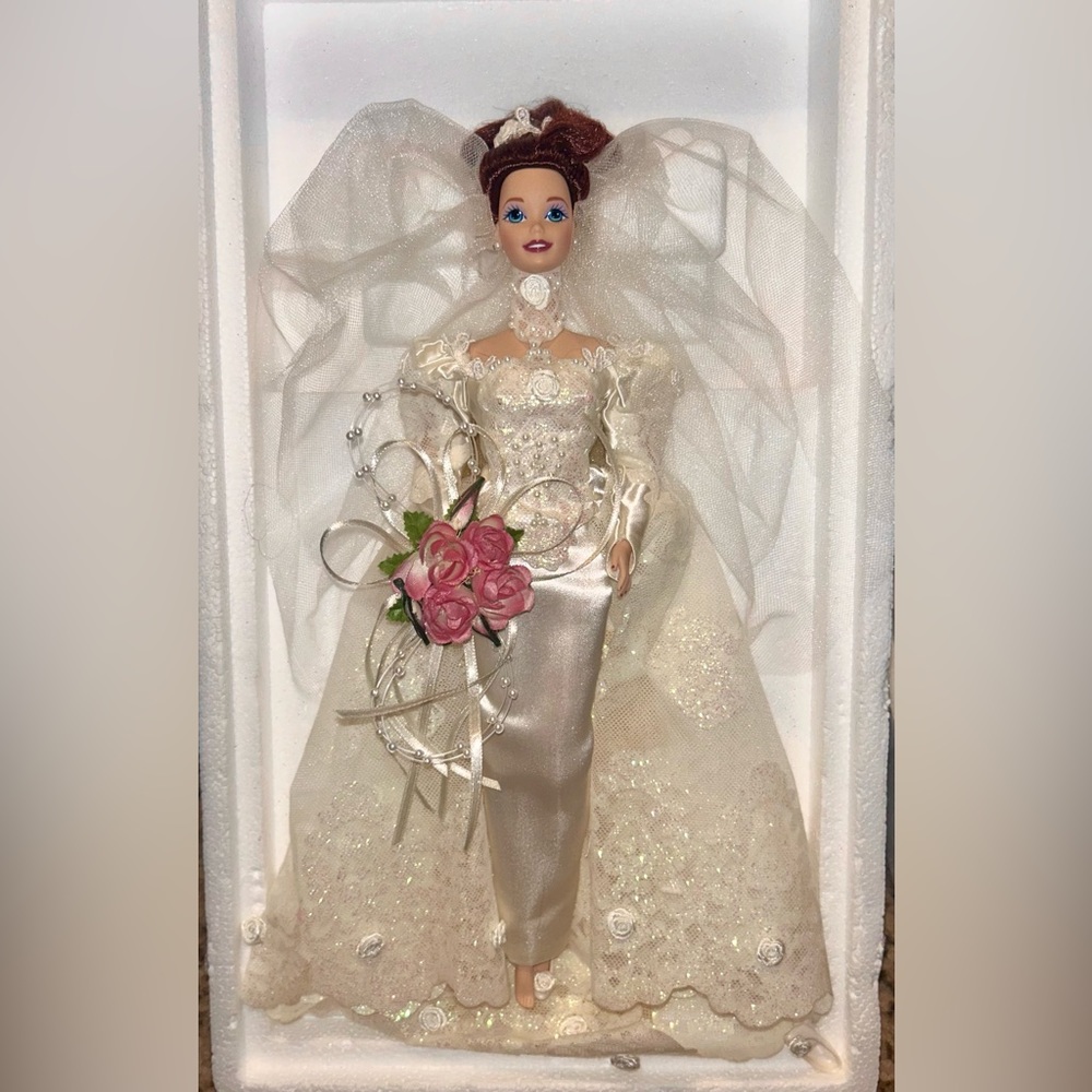 Vintage Romantic Rose Bride Barbie